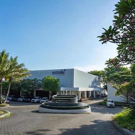 Estrella Hotel & Conference Luwuk Εξωτερικό φωτογραφία