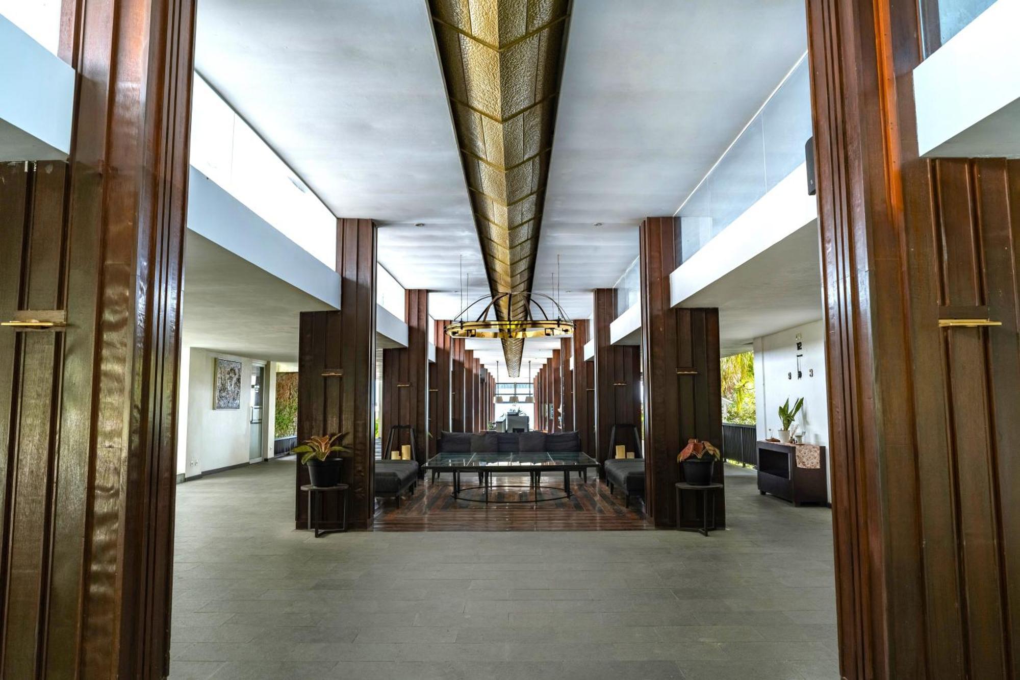 Estrella Hotel & Conference Luwuk Εξωτερικό φωτογραφία